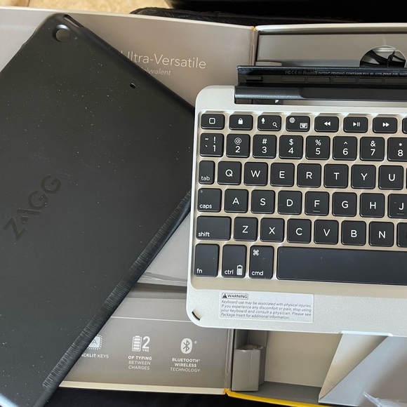 ZAGG Slim Book iPad Air 2 Bluetooth Keyboard Backlit Keys Detachable Case NEW - Picture 8 of 8